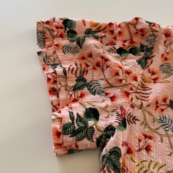Loft- Size Small- Peach-Ruffle Sleeve-Short Sleeve-Women’s Small - Picture 5 of 9